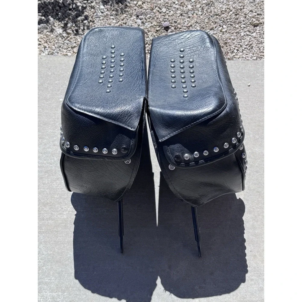 00-06 Harley Davidson Heritage Softail FLSTCI Saddle Bags SaddleBags